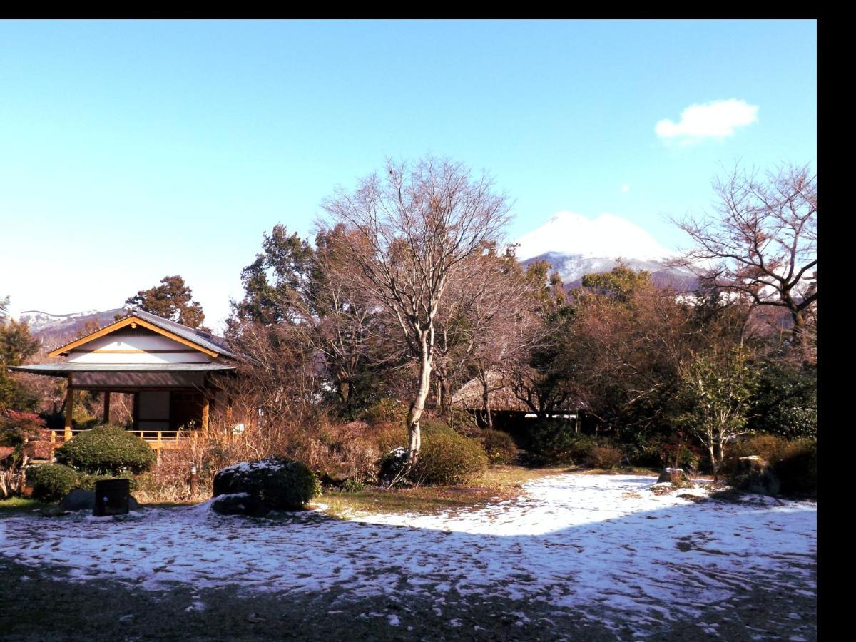 Yufuin Kotobuki Hananosho Exteriör bild